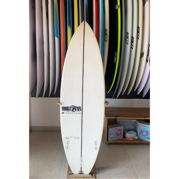 Prancha de Surf JS - Xero 5'10" 32,4L