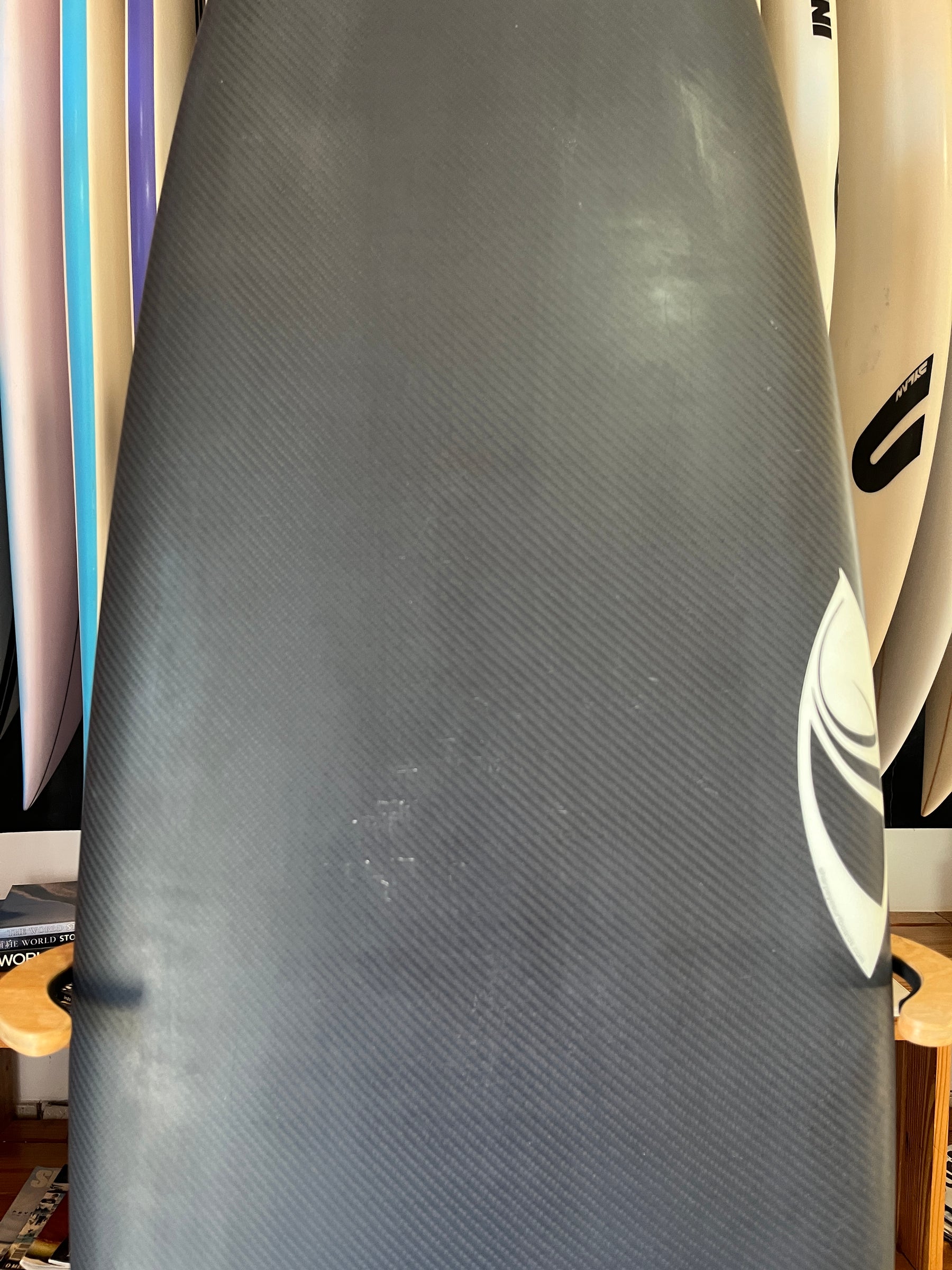 Sharpeye #77 5'11" 28,8L - Full Carbon (Seminova)