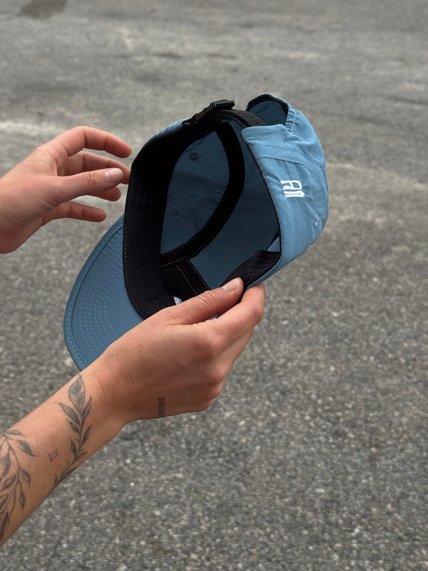 Boné Five Panel Azul Alaia